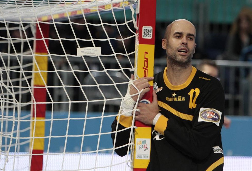 Archivo - José Manuel Sierra en el Campeonato del mundo de balonmano 2013