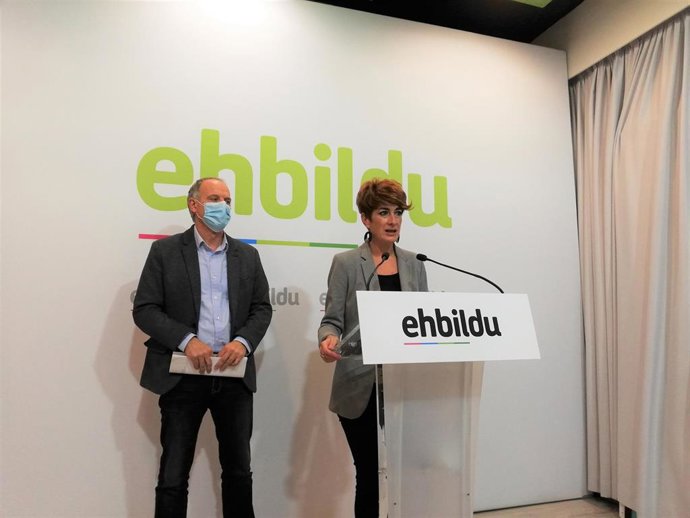 Adolfo Araiz y Bakartxo Ruiz, parlamentarios de EH Bildu