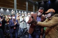 El presidente destaca que España está "a la cabeza de la vacunación", aunque algunos por eso "rabian"