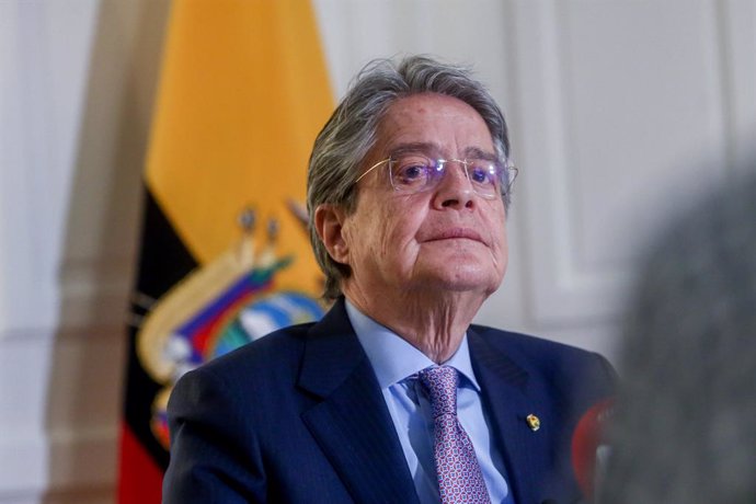 El Presidente de Ecuador, Guillermo Lasso, durante una entrevista para Europa Press, en el Hotel Ritz, a 5 de noviembre de 2021, en Madrid, (España). La entrevista tiene lugar durante su primer viaje oficial a España realizado con el objetivo de continu