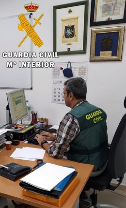 Un detenido en Vera acusado de intentar introducir a una mujer en un vehículo tras días siguiéndola