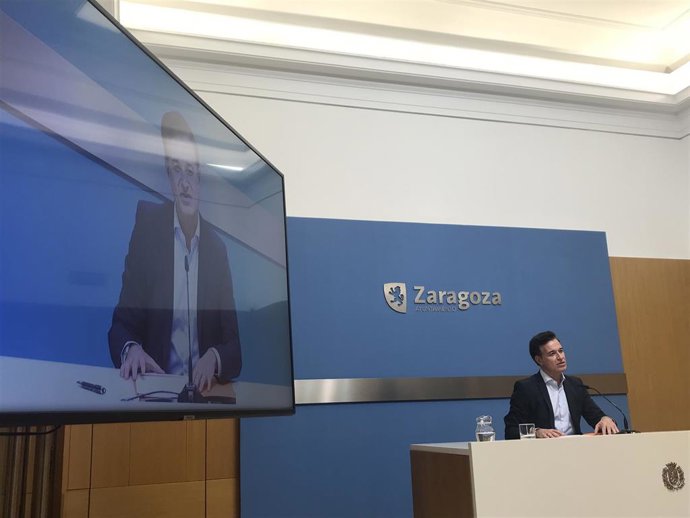 El consejero municipal de Urbanismo del Ayuntamiento de Zaragoza, Víctor Serrano