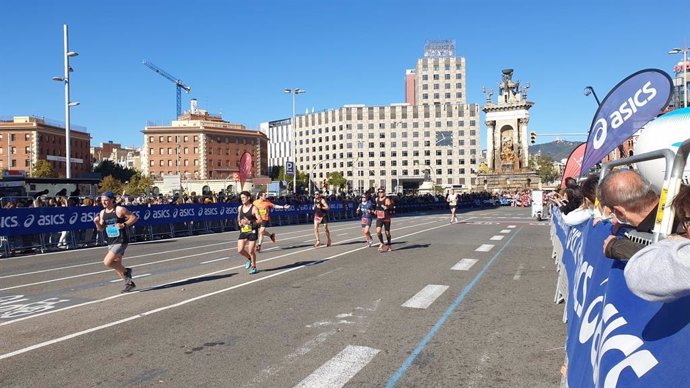 Punt d'arribada i sortida de la Zurich Marató de Barcelona en plaa Espanya