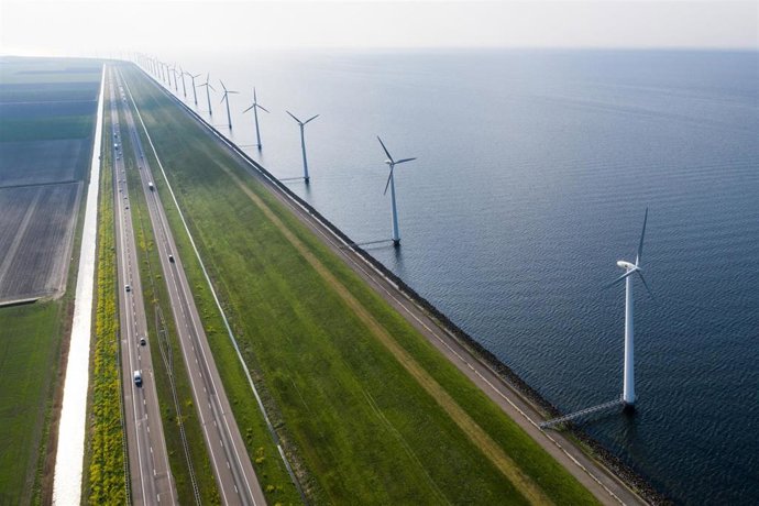 Archivo - Minsait une el mundo físico y virtual para impulsar una recuperación verde y sostenible