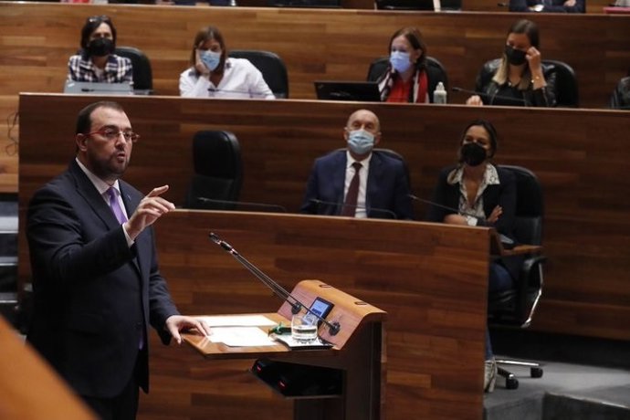 Adrián Barbón