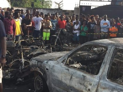 Declarados tres días de luto en Sierra Leona por la muerte de más de 100 personas por la explosión de un camión cisterna