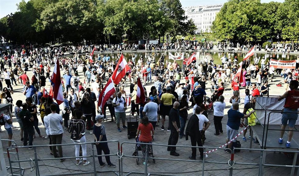 Archivo - Protesta contra las políticas del Gobierno contra el coronavirus en Viena