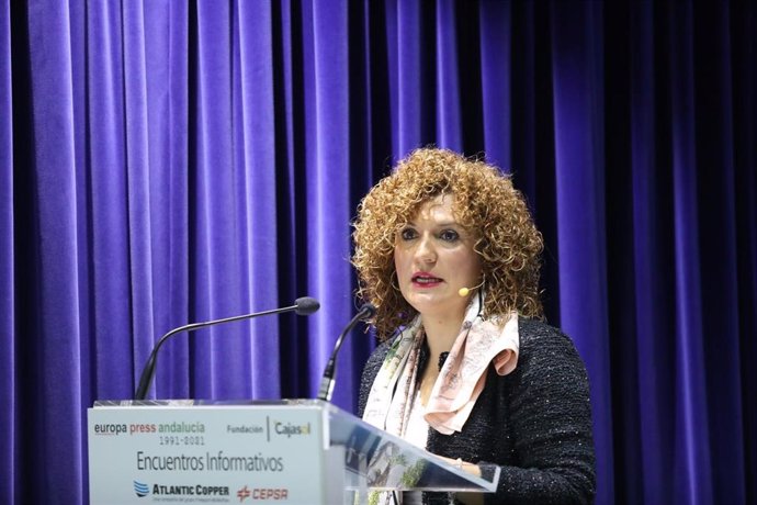 La presidenta de la Diputación Provincial de Huelva, María Eugenia Limón, durante su intervención en el Encuentro Informativo de Europa Press Andalucía.