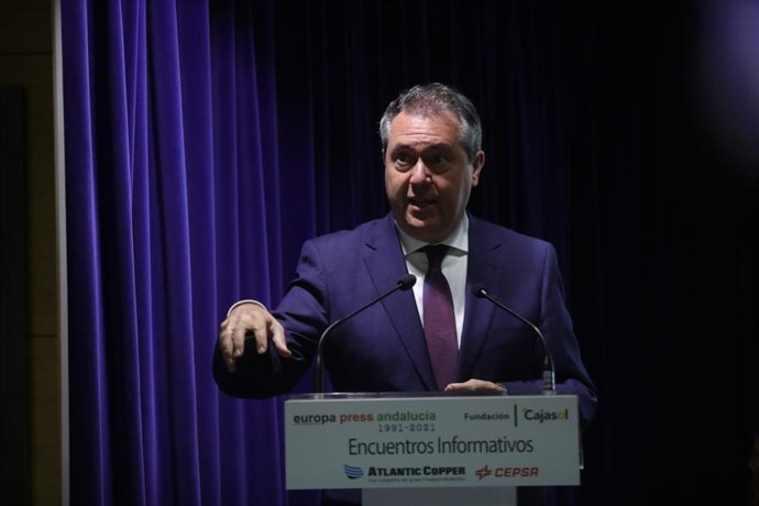 El secretario general del PSOE-A, Juan Espadas, este lunes en el encuentro informativo de Europa Press, organizado con el patrocinio de Fundación Cajasol, Atlantic Copper y Cepsa.