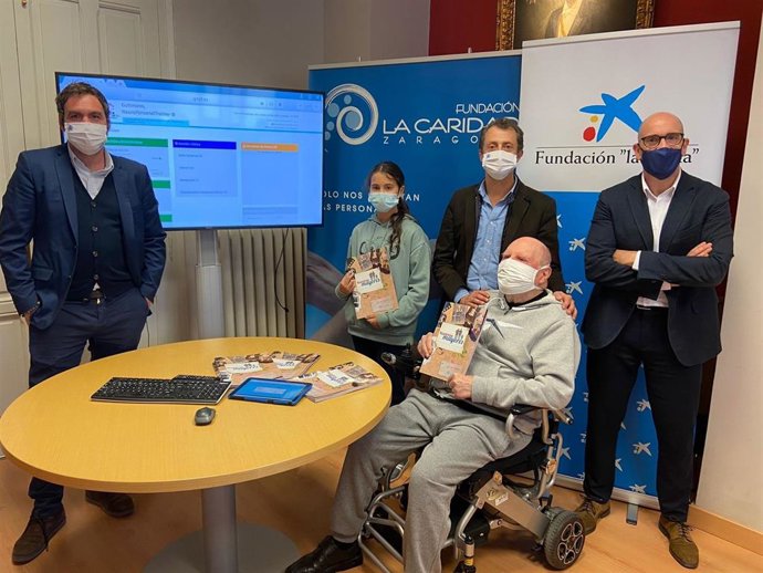 La Caridad recibe el apoyo de Fundación 'la Caixa' y CaixaBank para el programa de educación intergeneracional.