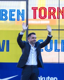 El nuevo entrenador del FC Barcelona, Xavi Hernández, en su presentación oficial.