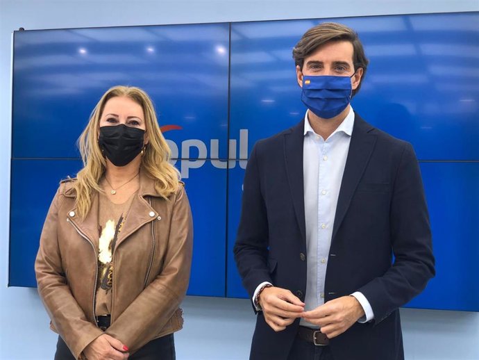 Carolina España y Pablo Montesinos, diputados por el PP de Málaga