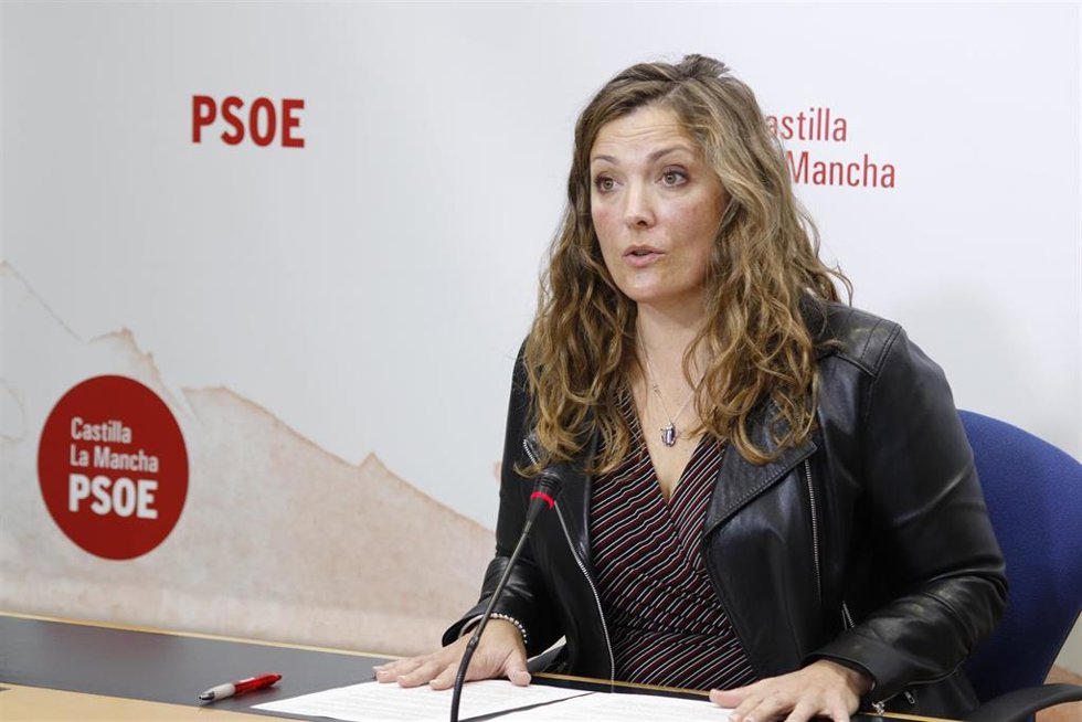 La diputada del grupo socialista en las Cortes de Castilla-La Mancha Charo García Saco .