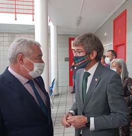 Gorka Urtaran (a la derecha)