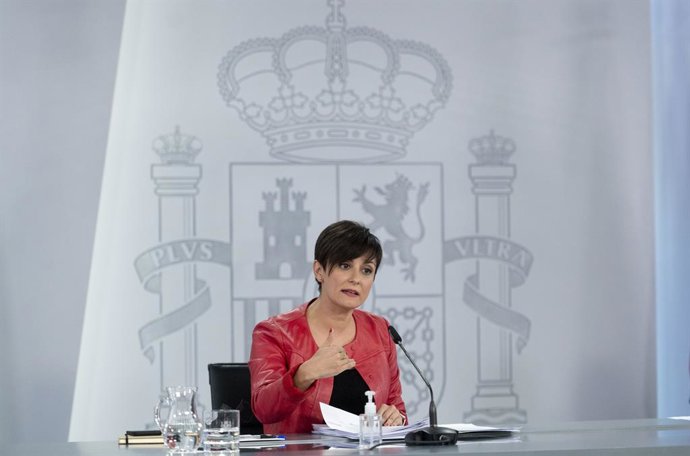 La ministra Portavoz, Isabel Rodríguez, en una comparecencia tras la reunión del Consejo de Ministros, a 8 de noviembre de 2021, en Madrid, (España). Durante la comparecencia han confirmado la aprobación de un Real Decreto-ley para reformar los artículo