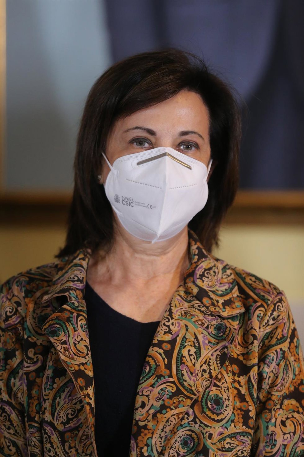 La ministra de Defensa, Margarita Robles, modera el coloquio 'Mujeres militares: Retos Superados', en el Ministerio de Defensa, a 8 de noviembre de 2021, en Madrid, (España). Robles protagoniza un coloquio caracterizado por la presencia de varias mujere