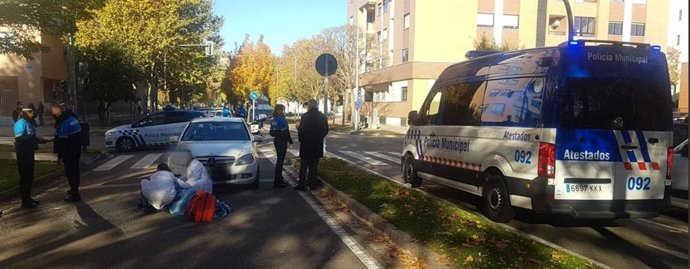 Policía Local, en el lugar del atropello.