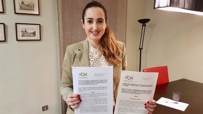 La concejal de VOX en el Ayuntamiento de Binéfar, Beatriz Oliván.