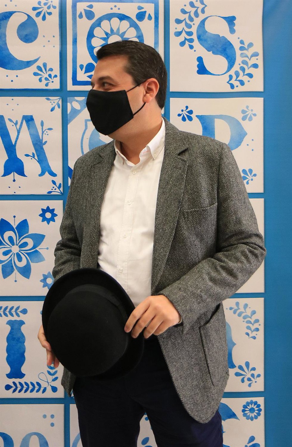 El alcalde de Córdoba, José María Bellido, en la presentación de Cosmopoética.