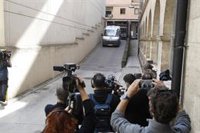 Al menos dos pasajeros fugados en el incidente del aeropuerto de Palma huyen en ferry a Barcelona