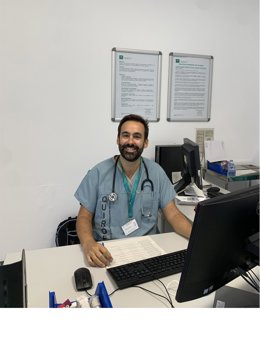 El facultativo especialista en Neumología del Hospital Costa del Sol, Borja Valencia, elegido vicepresidente de Neumosur.