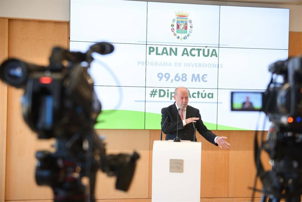 Villalobos en rueda de prensa
