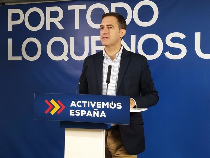 Miguel Ángel Castellón (PP), en rueda de prensa