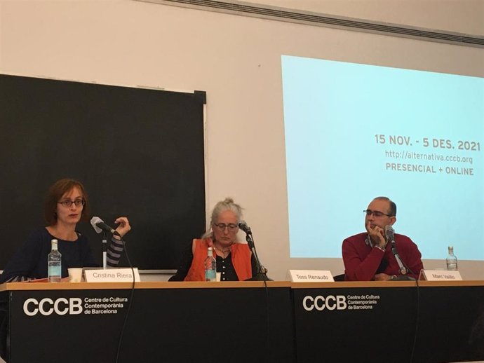 Presentación del XXVIII Festival de Cinema Independent de Barcelona, LAlternativa, con sus directores, Tess Renaudo, Cristina Riera y Marc Vaillo.