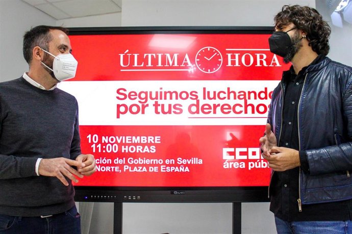 De izquierda a derecha, el coordinador del Área Pública de CCOO de Sevilla, Juan Alberto Barrios, y el secretario general de CCOO de Sevilla, Carlos Aristu.