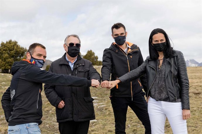 Archivo - Marticella, Montané, Forné y Molné en el terreno donde se ubicará el nuevo parque solar.