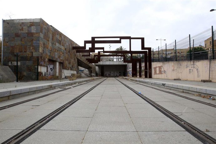 Archivo - Tramo acabado del tranvía de Alcalá