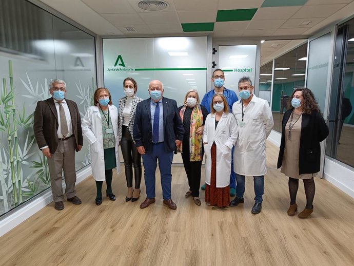 Visita del consejero andaluz de Salud, Jesús Aguirre, a las instalaciones del Hospital Infanta Elena