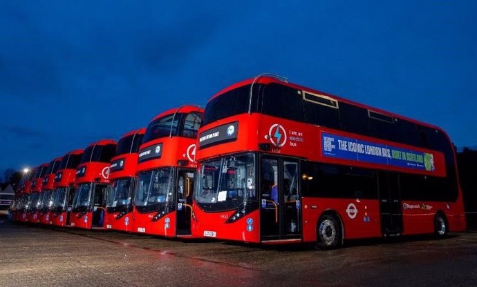 Los 10 vehículos eléctricos de dos pisos BYD ADL Enviro400EV