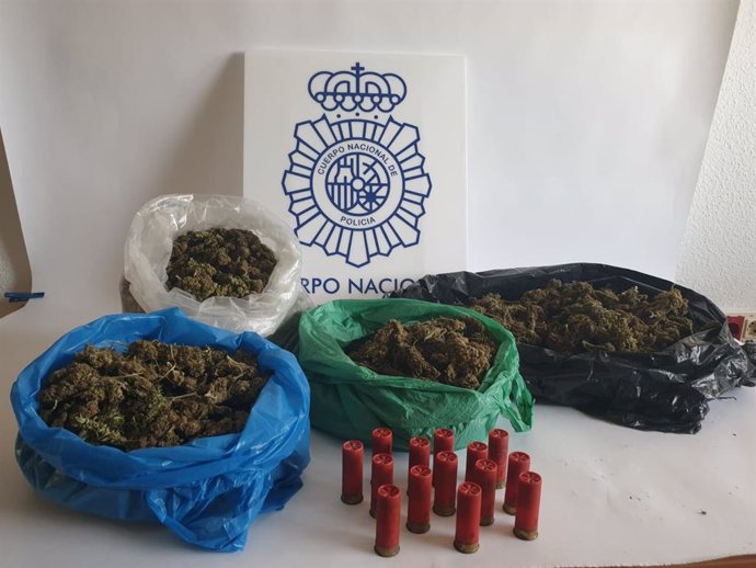Bolsas con marihuana intervenidas en Almería