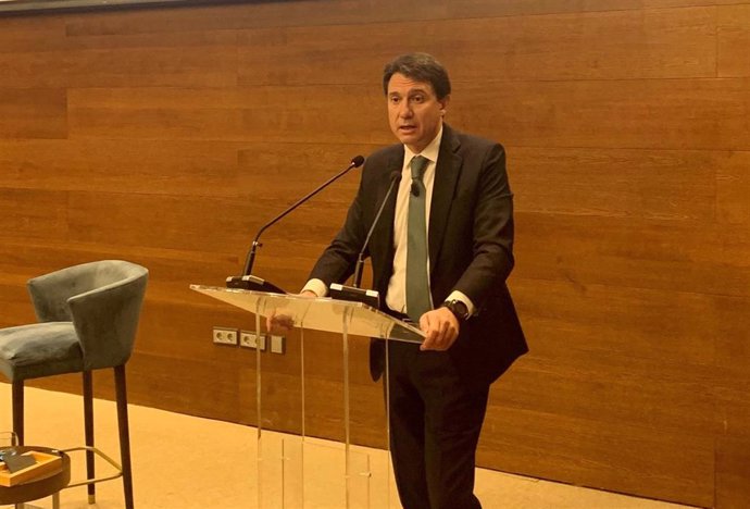 El presidente de Farmaindustria, Juan López-Belmonte, durante su intervención en el XVII Seminario Industria Farmacéutica & Medios de Comunicación. A 10 de noviembre de 2021, en Madrid (España).