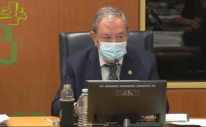 Pedro Azpiazu presenta el proyecto de presupuestos en el Parlamento Vasco