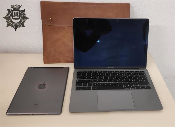 La Policía Local de Logroño recupera varios equipos informáticos robados del interior de dos vehículos