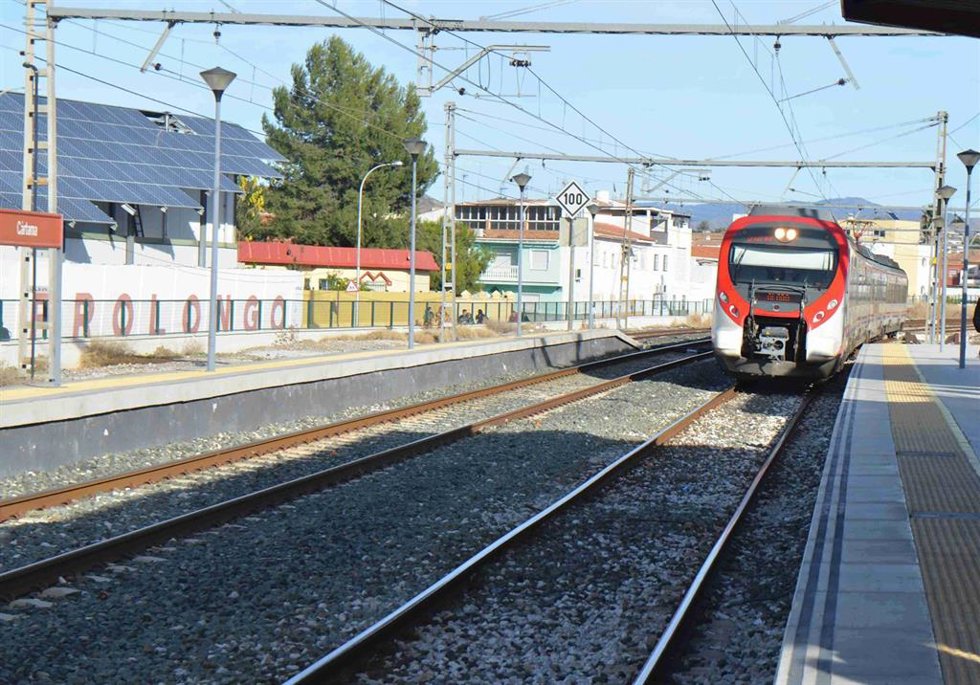 Archivo - Tren Cercanías C2