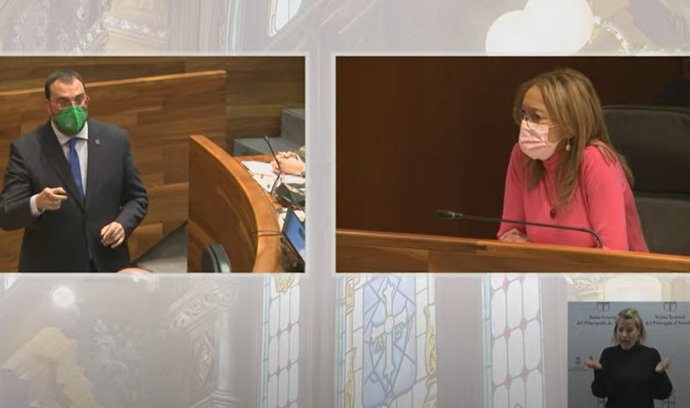 El presidente del Principado, Adrián Barbón, y la portavoz de IU, Ángela Vallina