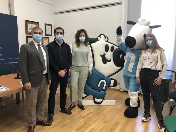 Diputación de Palencia retoma los juegos escolares con el apoyo de la mascota Dipy.