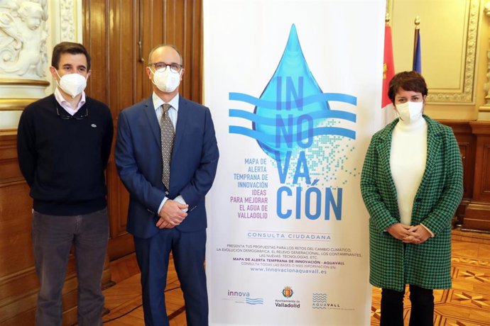 La concejal de Medio Ambiente y presidenta del Consejo de Administración de Aquavall, María Sánchez, presenta el Mapa de Alerta Temprana de Innovación en Agua y Saneamiento.
