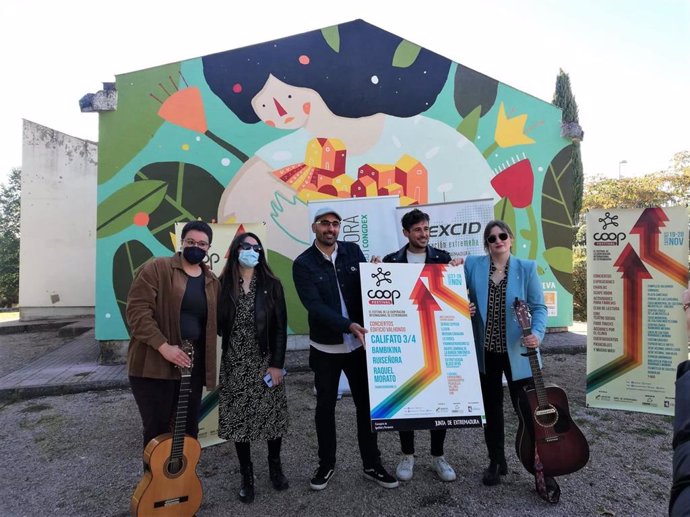 Presentación del COOP Festival que se celebra en Cáceres con más de una veintena de actividades y un concierto final en el edificio Valhondo