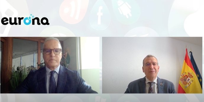 El consejero delegado de Eurona, Fernando Ojeda, y el secretario general para el Reto Demográfico, Francesc Boya