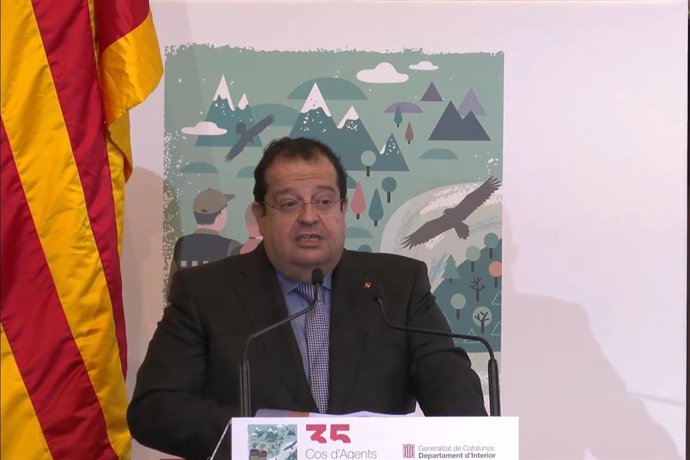 El conseller de Interior, Joan Ignasi Elena, durante su intervención