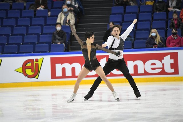 Sara Hurtado y Kirill Jalyavin afrontan su primer NHK Trophy en Tokio.