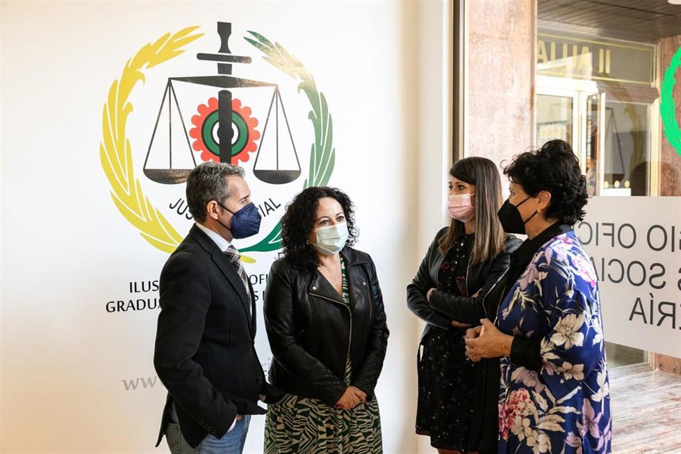 Diputación de Almería y Graduados Sociales ofrecerán orientación jurídico-laboral a personas sin recursos.