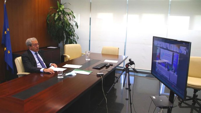 Velasco durante la Jornada El papel de los parques científicos y tecnológicos en el fomento de la innovación, la transferencia de tecnología, el emprendimiento y la cooperación internacional con Iberoamérica,