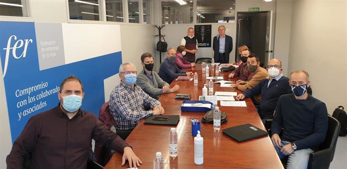 Firmados los acuerdos de los convenios de Industrias de la Madera y el Mueble y de la Industria del Metal de La Rioja