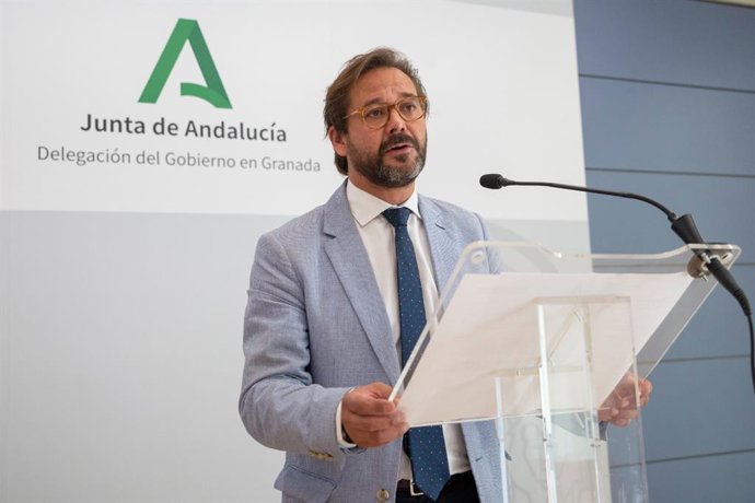 Archivo - El delegado Cultura y Patrimonio Histórico de la Junta en Granada, Antonio Granados, en imagen de archivo