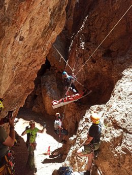 Imagen de un rescate en una grieta
